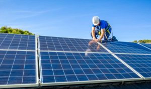 Installation et mise en production des panneaux solaires photovoltaïques à Aubin